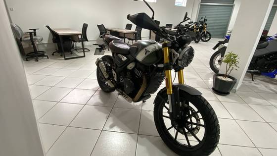 TRIUMPH SCRAMBLER 400 X TRIUMPH SCRAMBLER 400 X